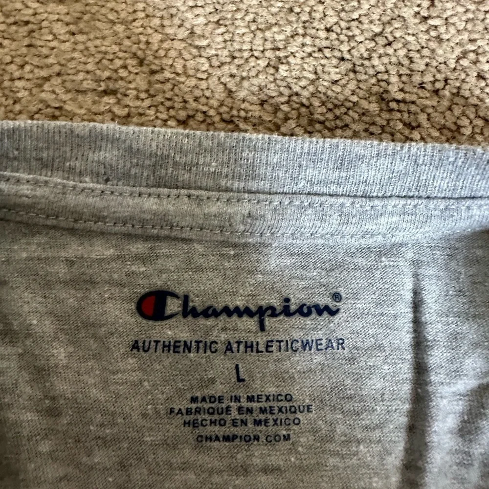 Boys Champion shirt yl